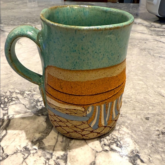 Handmade pottery art possibly by David Hill, unique drinking mug coffee mug - Picture 1 of 2